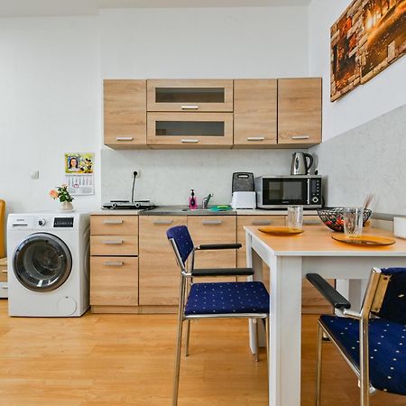 Cozy Apartment In Central Sofia Ngoại thất bức ảnh